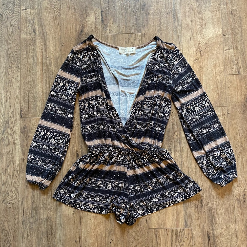 New, Adorable Vintage Havana Romper size M